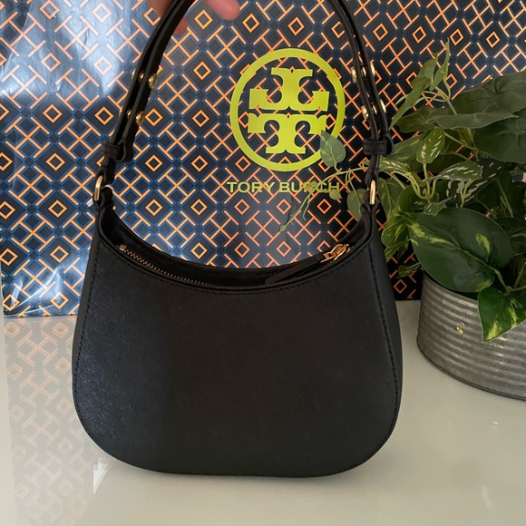 New , Authentic Tory Burch emerson zip shoulder bag - Picture 5 of 11